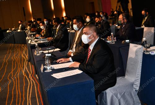 DATUK SERI SAARANI MOHAMAD