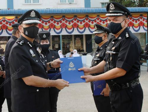 DATUK MIOR FARIDALATHRASH WAHID
