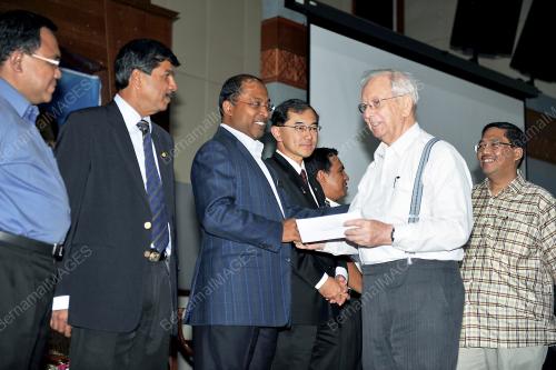 DATUK SERI DR ZAMBRY ABD KADIR