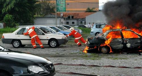 KERETA TERBAKAR