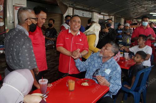 DATUK SERI SAARANI MOHAMAD