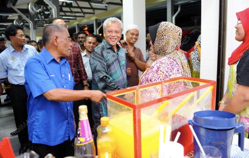 PK03_06102013_HUSNI