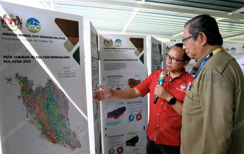 DATUK SERI MOHAMMAD NIZAR JAMALUDDIN