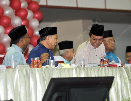 PK03_07032015_AHMAD_UMNO