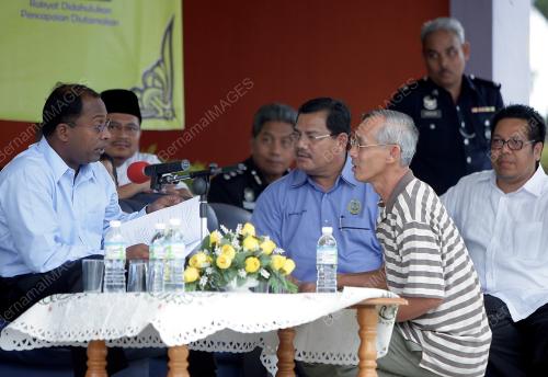 ZAMBRY ABDUL KADIR