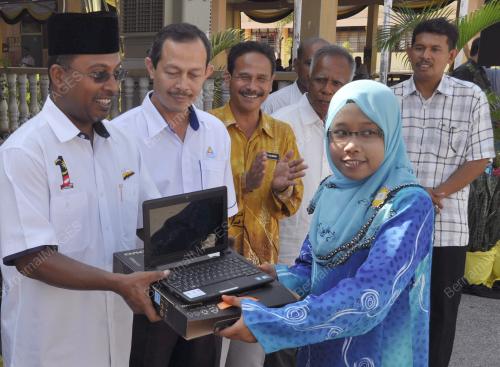 DATUK SERI DR. ZAMBRY ABD. KADIR