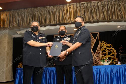 DATUK MIOR FARIDALATHRASH WAHID