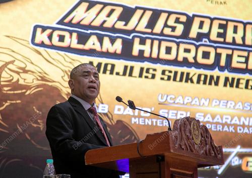 DATUK SERI SAARANI MOHAMAD