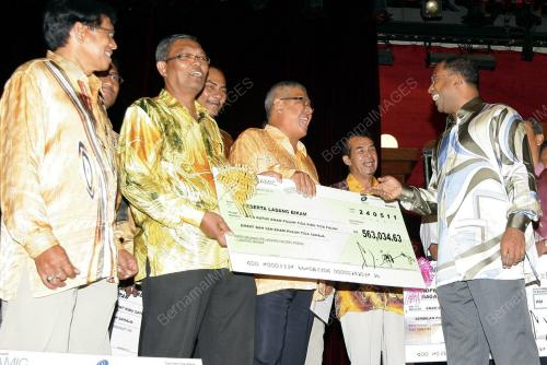 DATUK SERI DR. ZAMBRY ABD KADIR