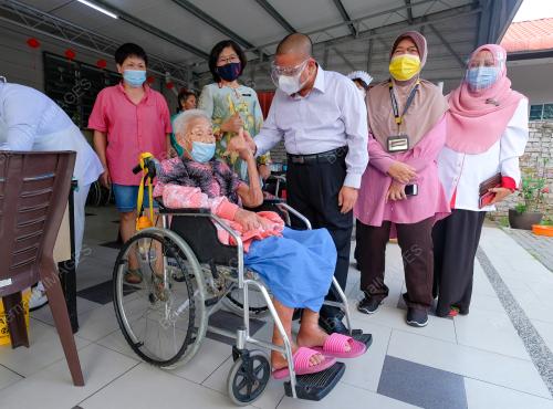 DATUK SAARANI MOHAMAD