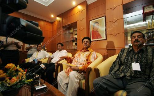 SSAMY VELLU