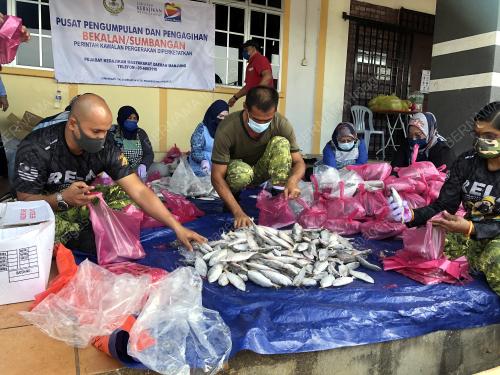 3,000 KILOGRAM IKAN KEMBUNG