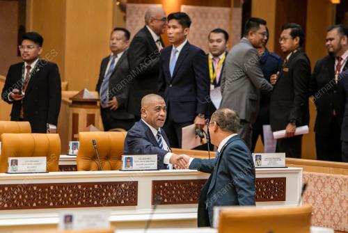 DATUK SERI SAARANI MOHAMAD