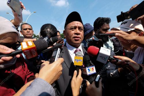 DATUK SAARANI MOHAMAD