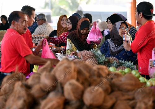 PK03_11022018_PASAR_JIMAT
