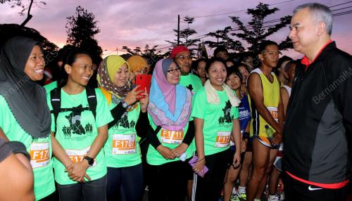 PK03_11052014_LARIAN