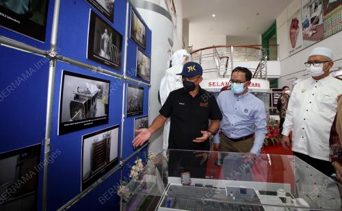 DATUK SERI DR RONALD KIANDEE