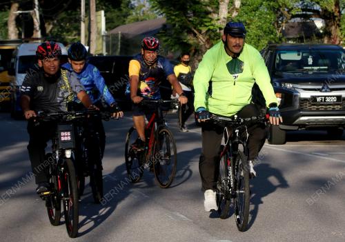 DATUK MIOR FARIDALATHRASH WAHIDt