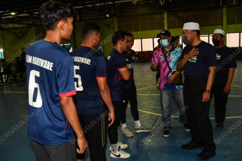 DATUK IDRIS AHMAD