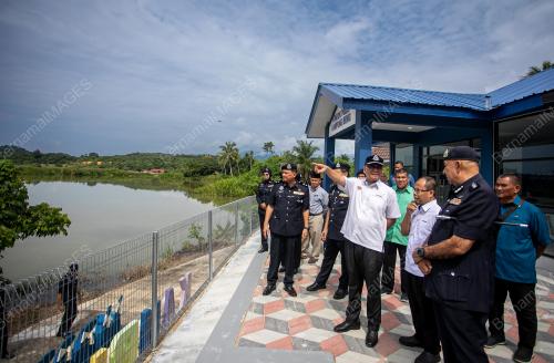 DATUK SERI SHAMSUL ANUAR NASARAH