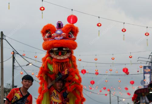 PERTUNJUKAN TARIAN SINGA