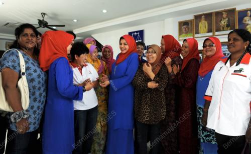 PK03_15052014_WANITA
