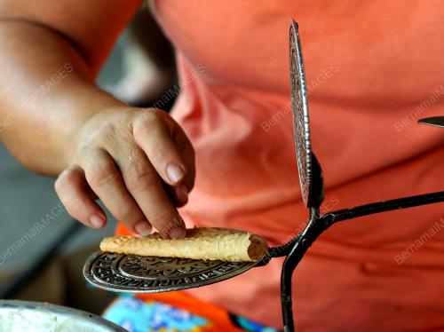 PK03_16022015_kuih_kapit