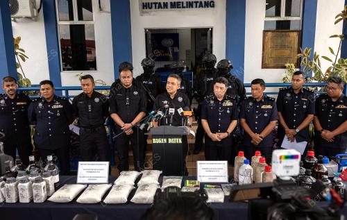 SIDANG MEDIA POLIS