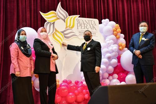 DATUK SAARANI MOHAMAD