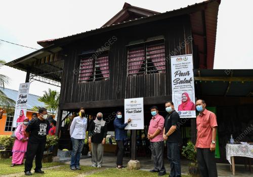 DATUK NOLEE ASHILIN MOHAMMED RADZI