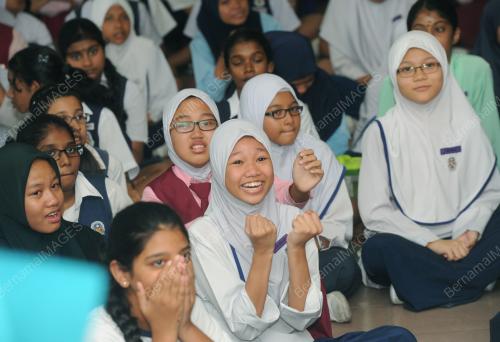 PK03_17112015_UPSR