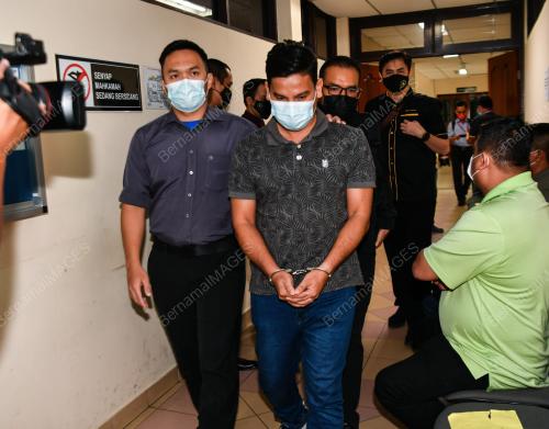 KES PEMBANTU TADBIR MEMALSUKAN DOKUMEN