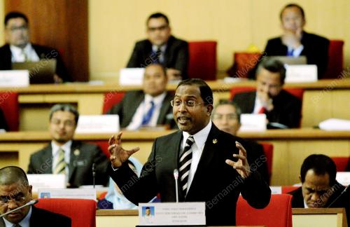 PK03_18042016_SIDANG_DUN