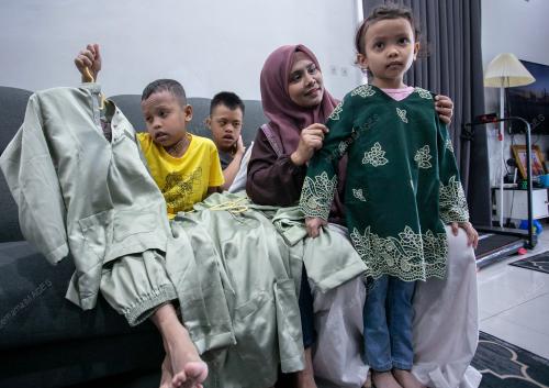 NUR AINI SAMIUN