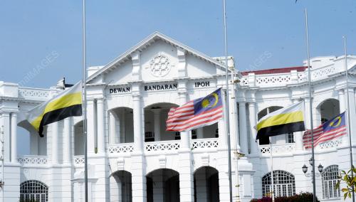 PK03_19072014_BENDERA