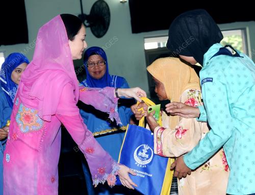 PK03_20072013_PANDU_PUTERI
