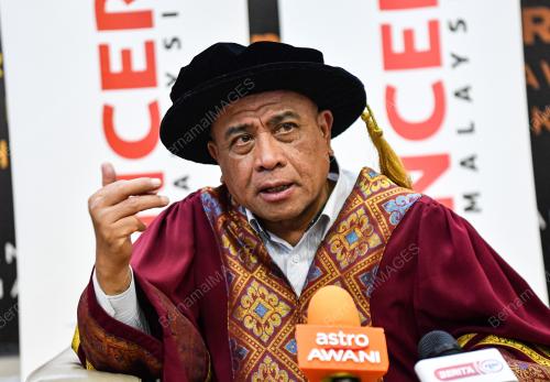 DATUK SERI SAARANI MOHAMAD
