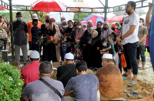 ALLAHYARHAM MOHD ASHRAF ROSLI