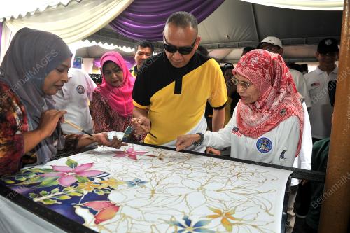 PK03_21052017_NAZRI_AZIZ
