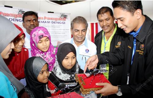 PK03_21122013_KARNIVAL