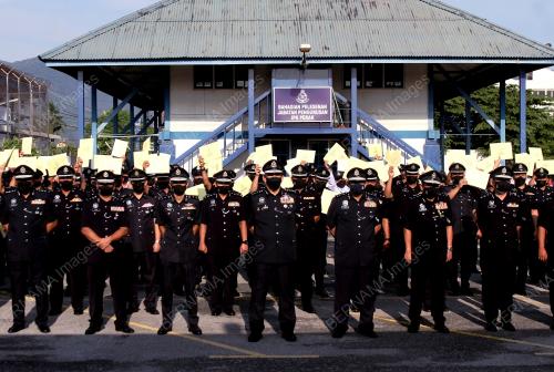 DATUK MIOR FARIDALATHRASH WAHID