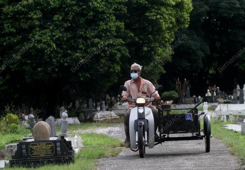 PENGGALI KUBUR ORANG KELAINAN UPAYA