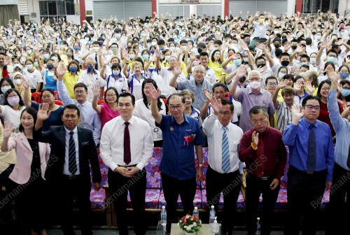 DATUK DR MAH HANG SOON