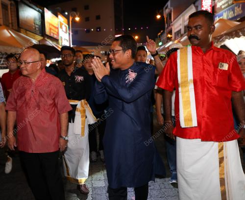 DATUK SERI AHMAD FAIZAL AZUMU