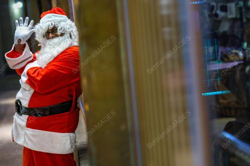 TINJAUAN SAMBUTAN MENJELANG KRISMAS
