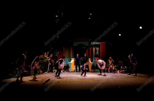 TEATER_CHANGKAT
