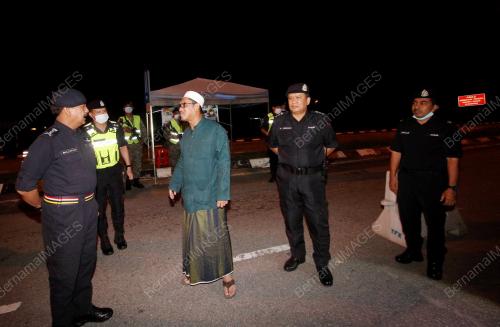 DATUK SERI AHMAD FAIZAL AZUMU