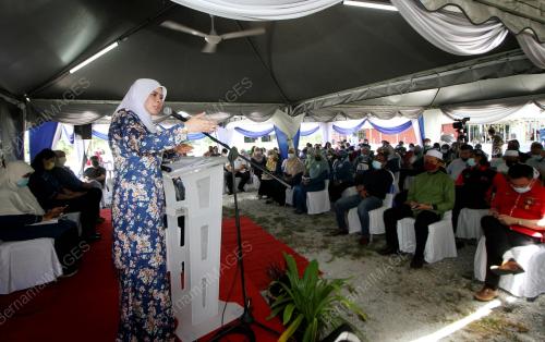 DATUK SERI RINA MOHD HARUN