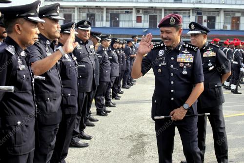 DATUK MOHD YUSRI HASSAN BASRI