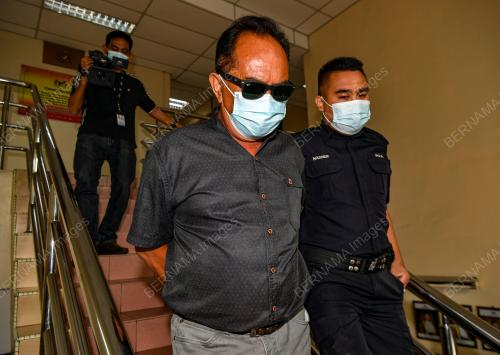 KEPUTUSAN KES RASUAH MEMBABITKAN PESARA POLIS MARIN